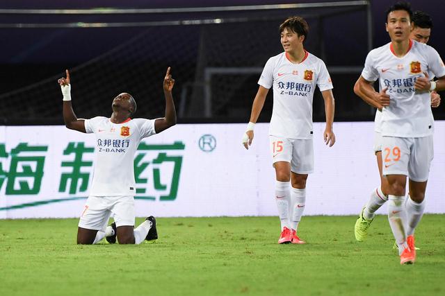 阿莫林：输球更应该谢场 以后每个球员都必须谢场